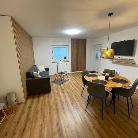 Apartma Guide 360 โบเว็ก ภายนอก รูปภาพ