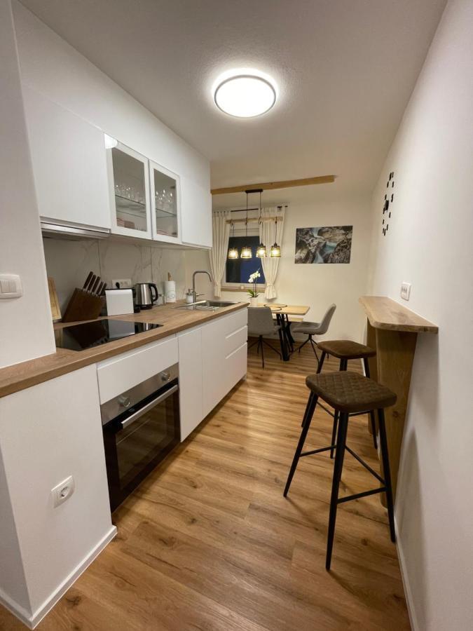 Apartma Guide 360 โบเว็ก ภายนอก รูปภาพ