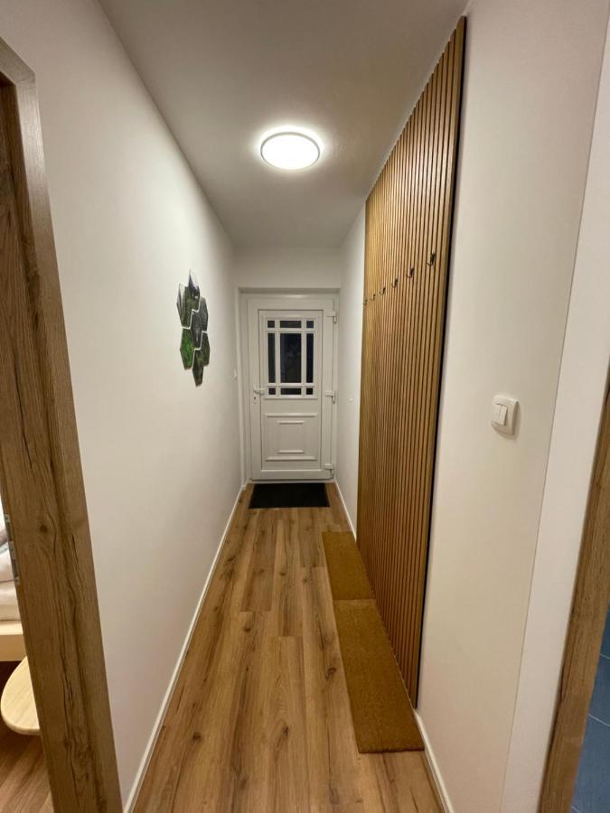 Apartma Guide 360 โบเว็ก ภายนอก รูปภาพ